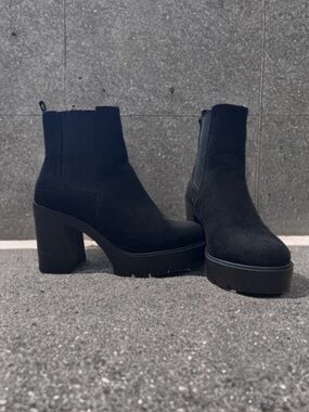 ASOS Black Chunky Platform Chelsea Boots